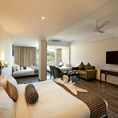 Ellbee Mussoorie Hills Hotel Exterior foto